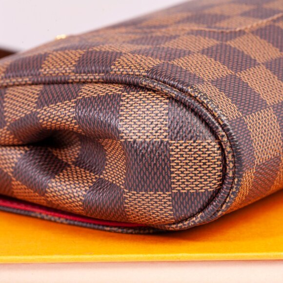 Authentic Louis Vuitton Favorite MM Damier Ebene Crossbody Bag - Picture 3 of 10